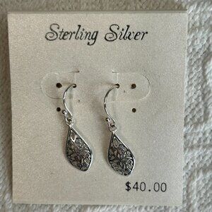 Sterling .925 filigree earrings. NWT. (359)